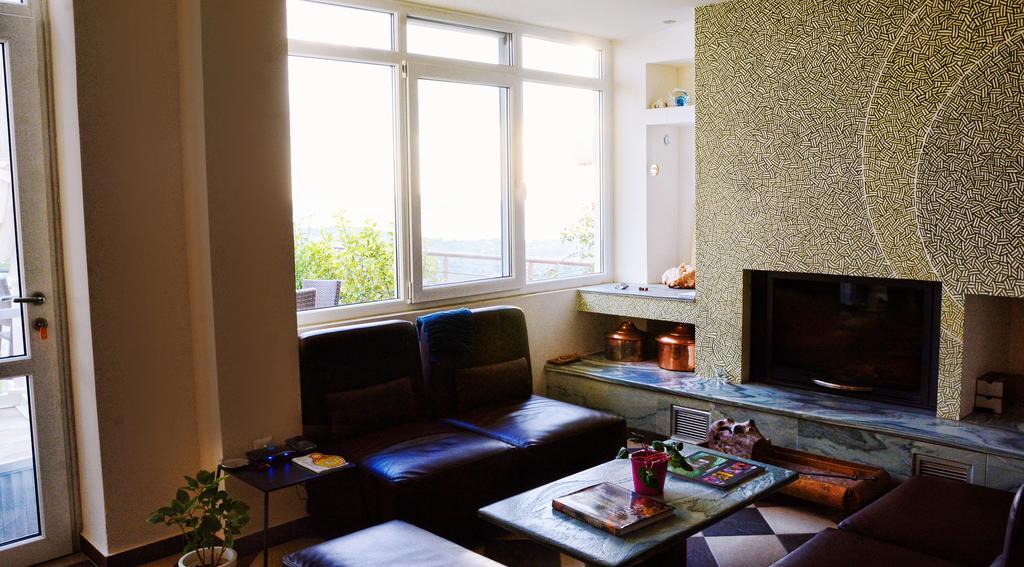 Filion Eco Hotel & Suites 네아 스티라 외부 사진